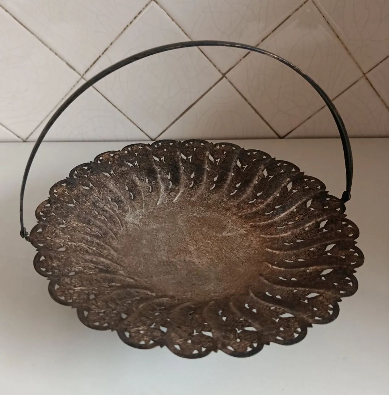Fruteira antiga em prata 