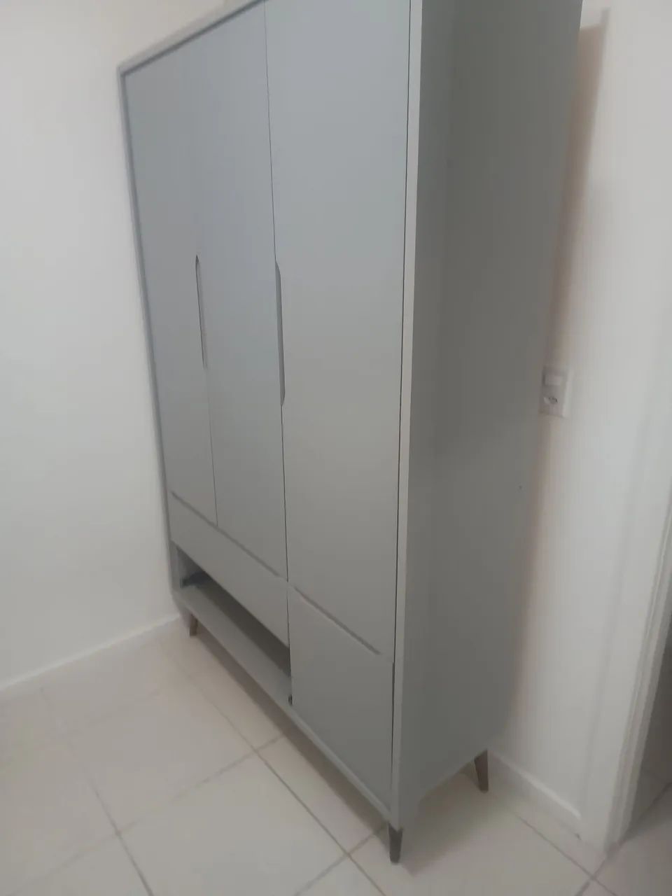 Armário duas portas472806490458695681