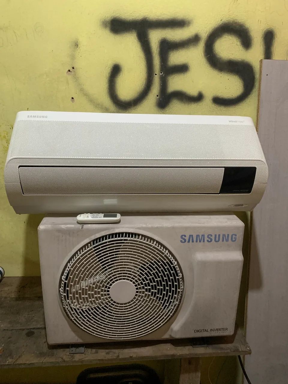 Split 9 mil Btu Wind free inverter 