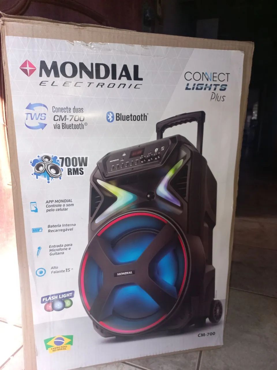 3 cxs amplificada, 2 novas e uma usada