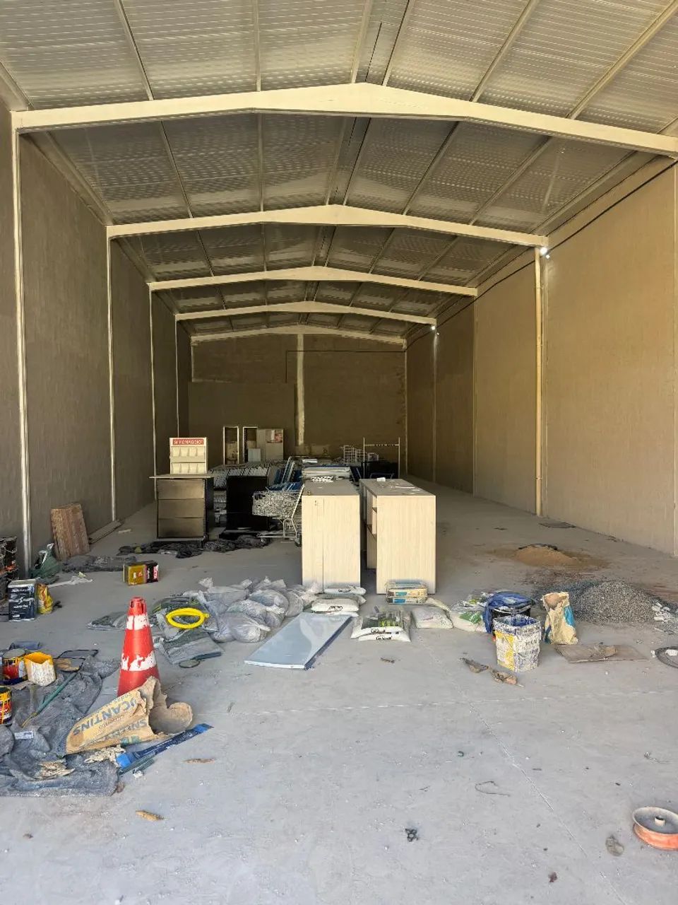 Galpão 250m² Av Anhanguera 1ª locação  - Foto 3