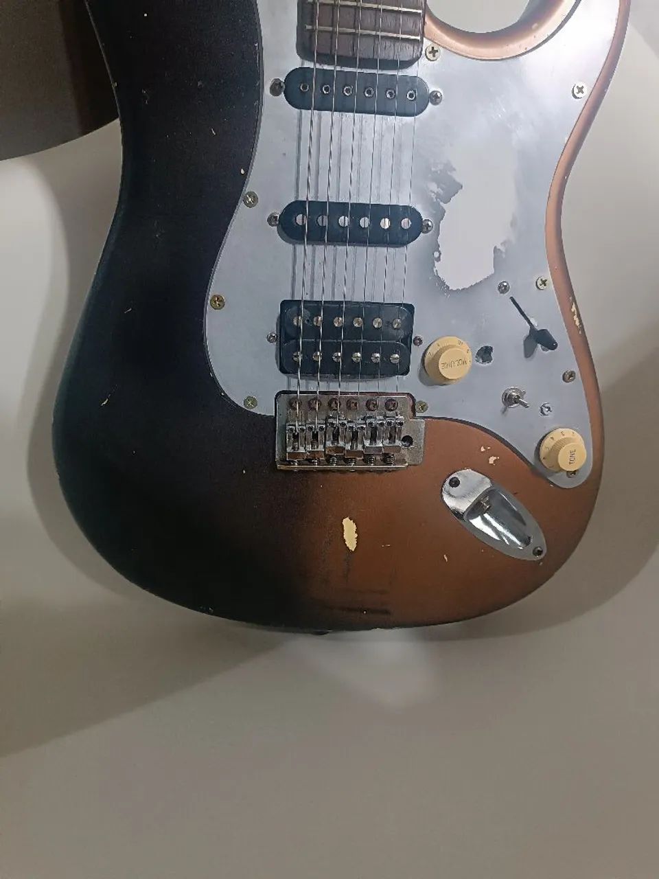 Guitarra stratocaster - Foto 2
