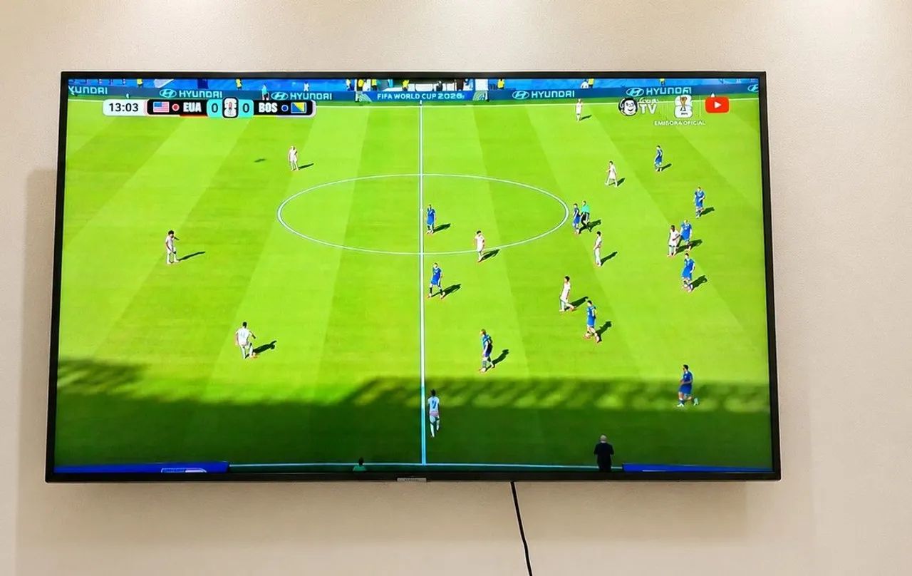 Vendo Smart Tv Samsung 50 - Foto 2