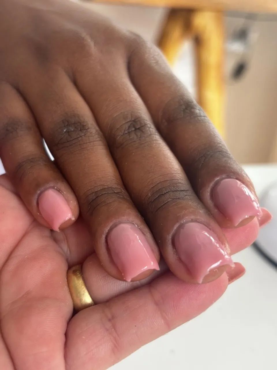 Manicure, cabeleireira, esteticista?. - Foto 5