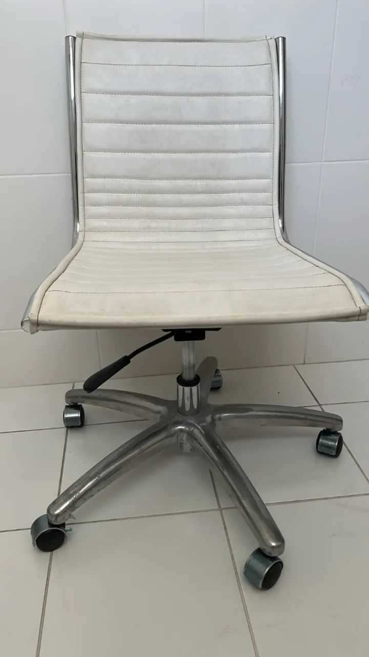 Cadeiras de escritório - Foto 3
