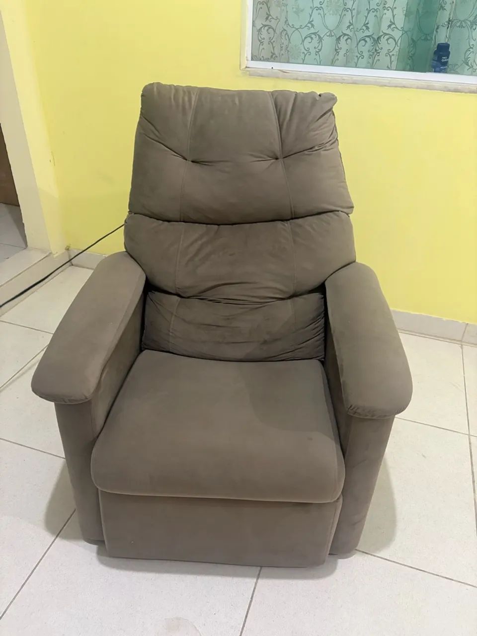 Poltrona reclinável Nova 