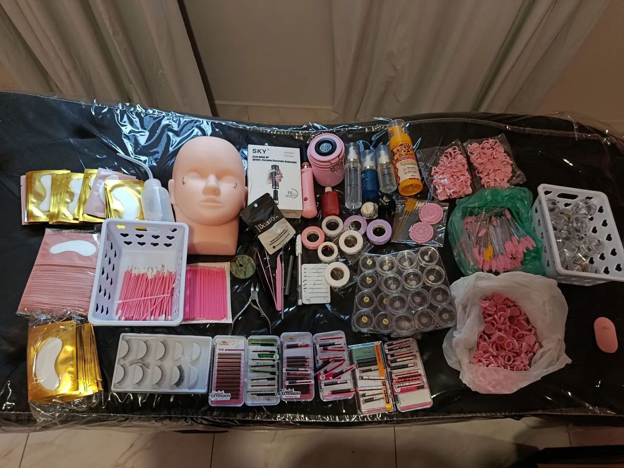 Vendo kit completo para extensão de cílios + maca profissional