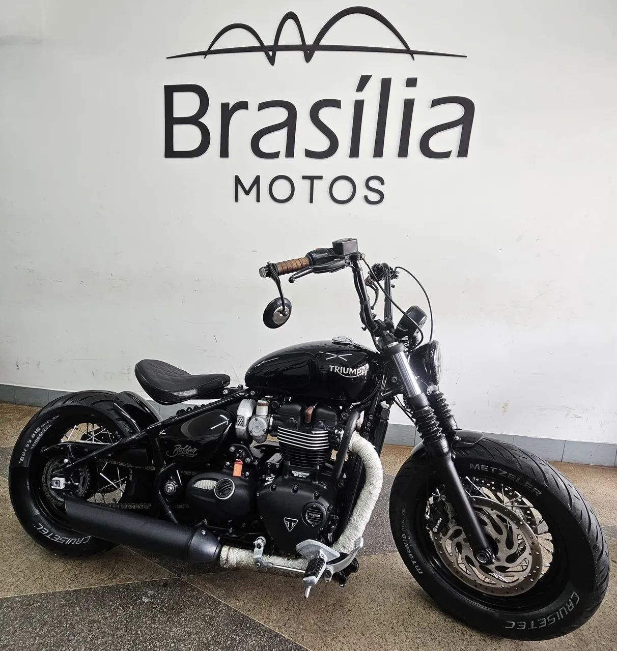 Triumph Bobber black 