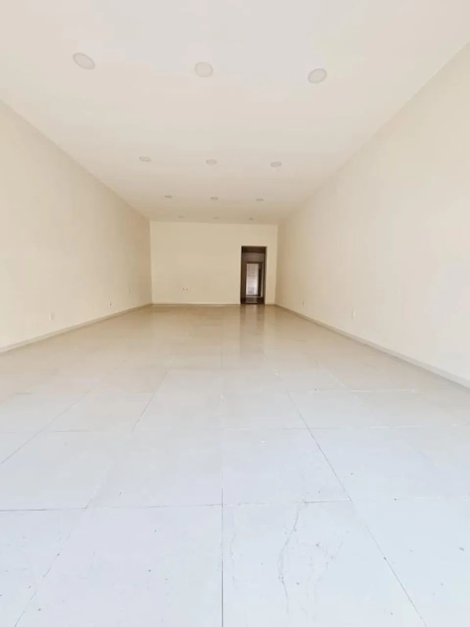 Loja com 85m2 próximo a Cristóvão colombo... - Foto 5