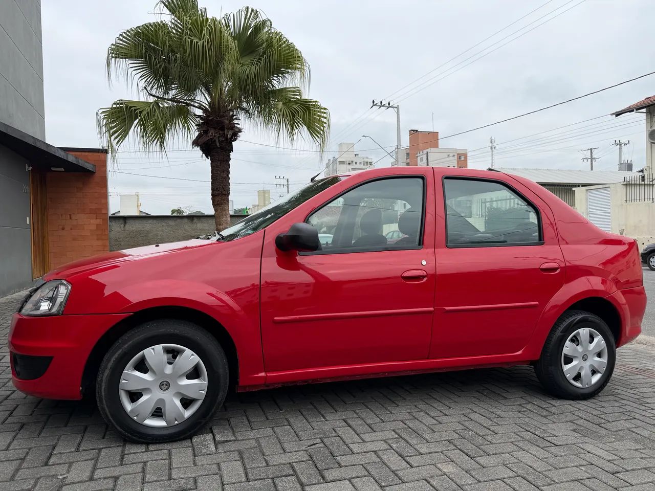 Renault Logan LOGAN Expres./Exp. UP Hi-Flex 1.0 16V 4p 2011