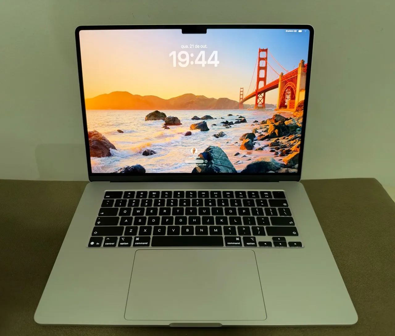 Vendo MacBook Air 15 polegadas processador M5