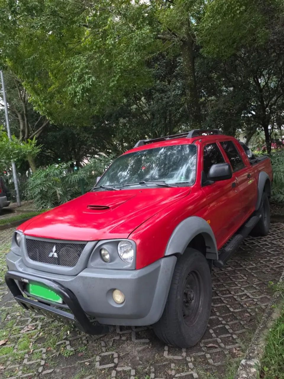Mitsubishi L200 2012