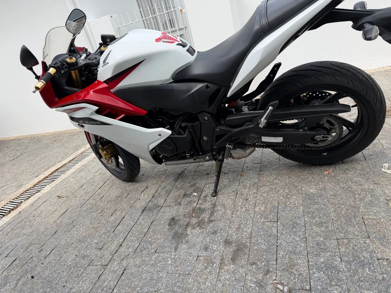 Honda CBR 600F - 2013 - 23 mil km  - Foto 3