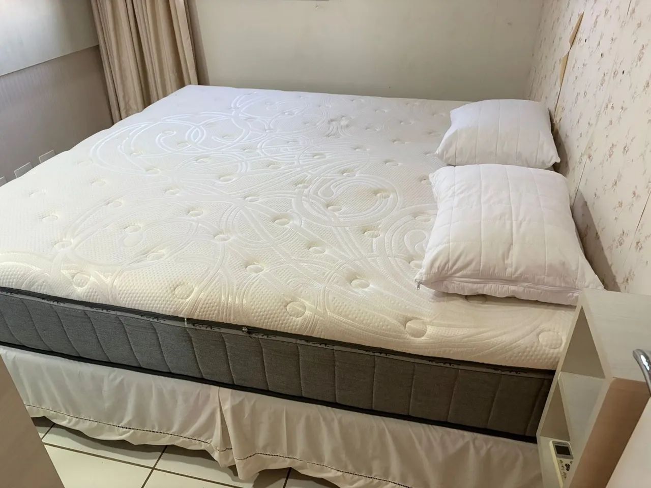 Cama King Size Colchão e Box - praticamente novo - Foto 2