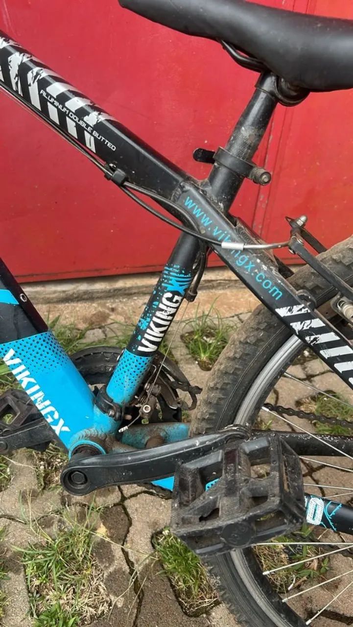 BICICLETA - VIKING X ARO 26 COM MARCHA(ACEITO TROCA) - Foto 4