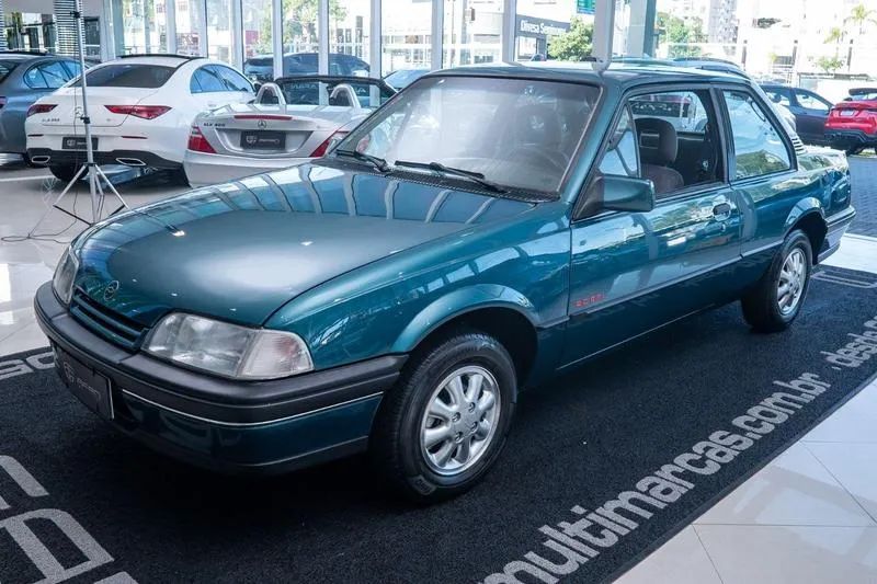 Chevrolet Monza GL 2.0 Efi/sl/l/650/club/barc.2e4p (álcool) 1994