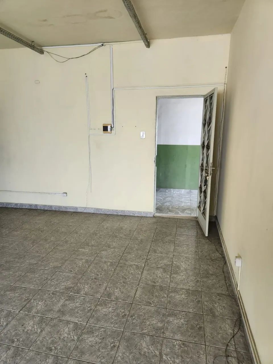 SALA COMERCIAL PARA LOCAÇÃO Rod. Rio Magé - Foto 3