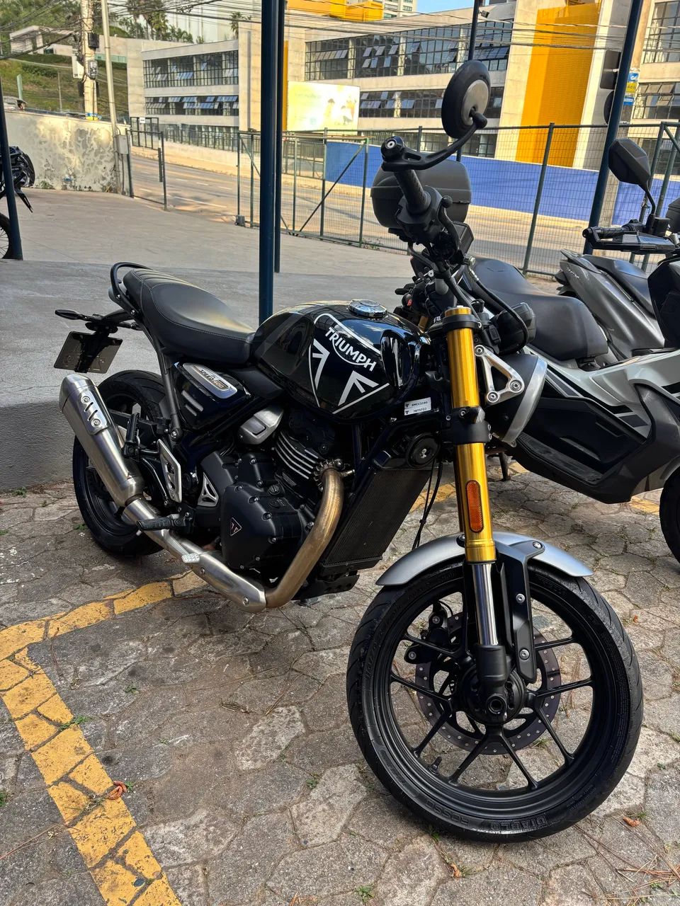 Triumph Speed 400 - Foto 2