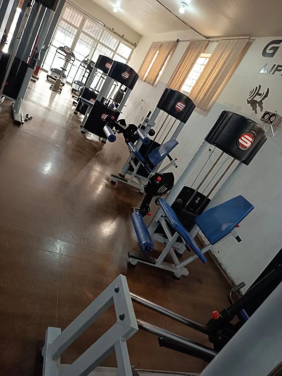 Academia completa, ou Studio!