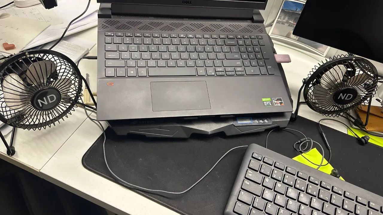 2 ventiladores de mesa USB em bom estado  - Foto 2