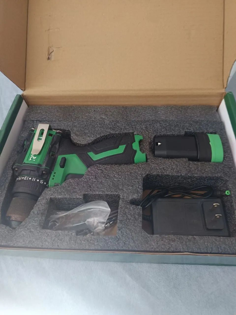 Screwdriver 16.8 V64985882583681121