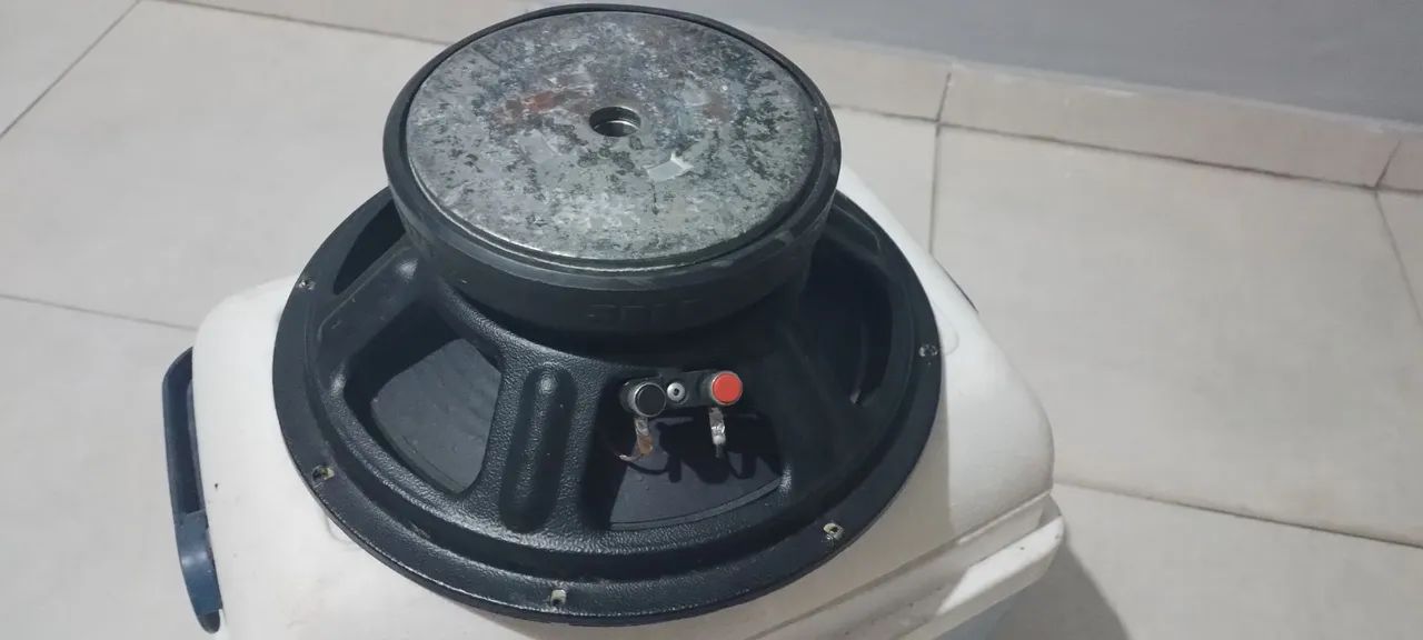 Subwoofer d 12 p funcionando certinho 400rms  - Foto 2