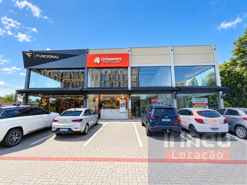Sala comercial com 114m² no Anita Garibaldi em frente ao Colégio Core-e!