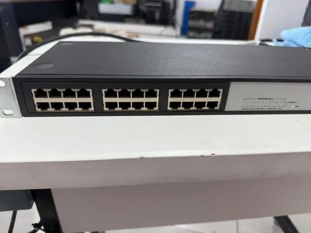 Switch 3Com Baseline 2824 - 24 Portas Gigabit 10/100/1000 - (3CBLUG24A) - Foto 4