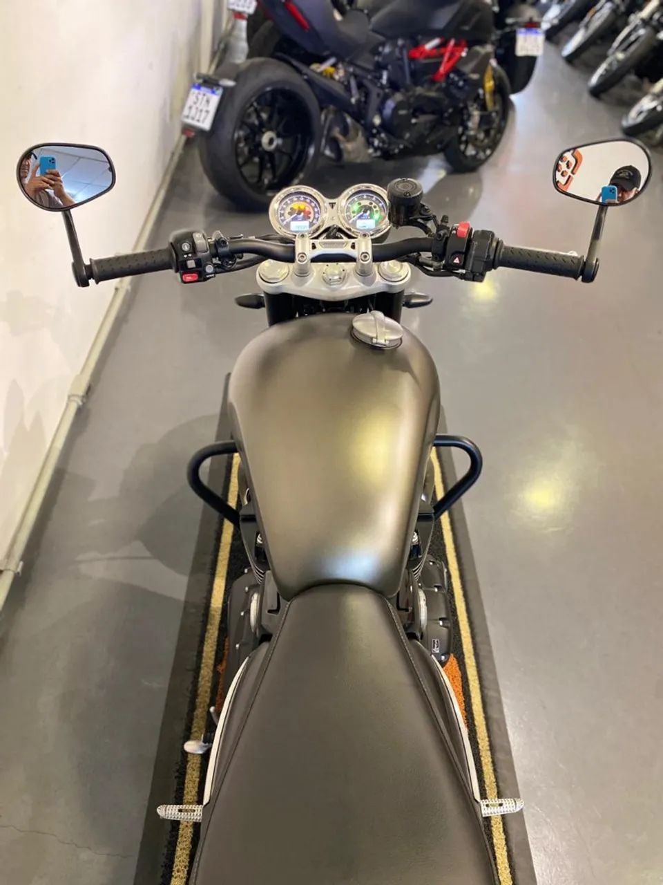 Triumph Speed Twin 1200Cc - Foto 5
