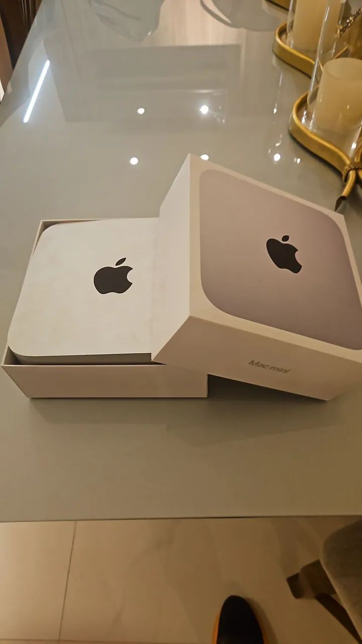 Mac mini M2 (2023) 8GB RAM / 256GB SSD - Excelente Estado