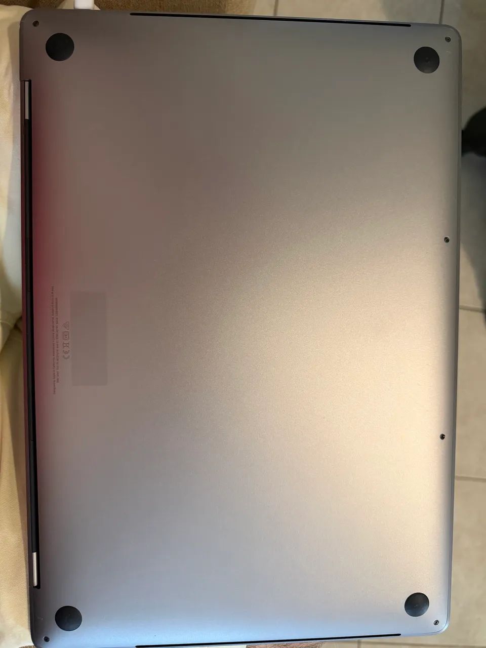 MacBook Pro 16" (2019) - Core i7, 32GB RAM, 512SSD - Foto 4