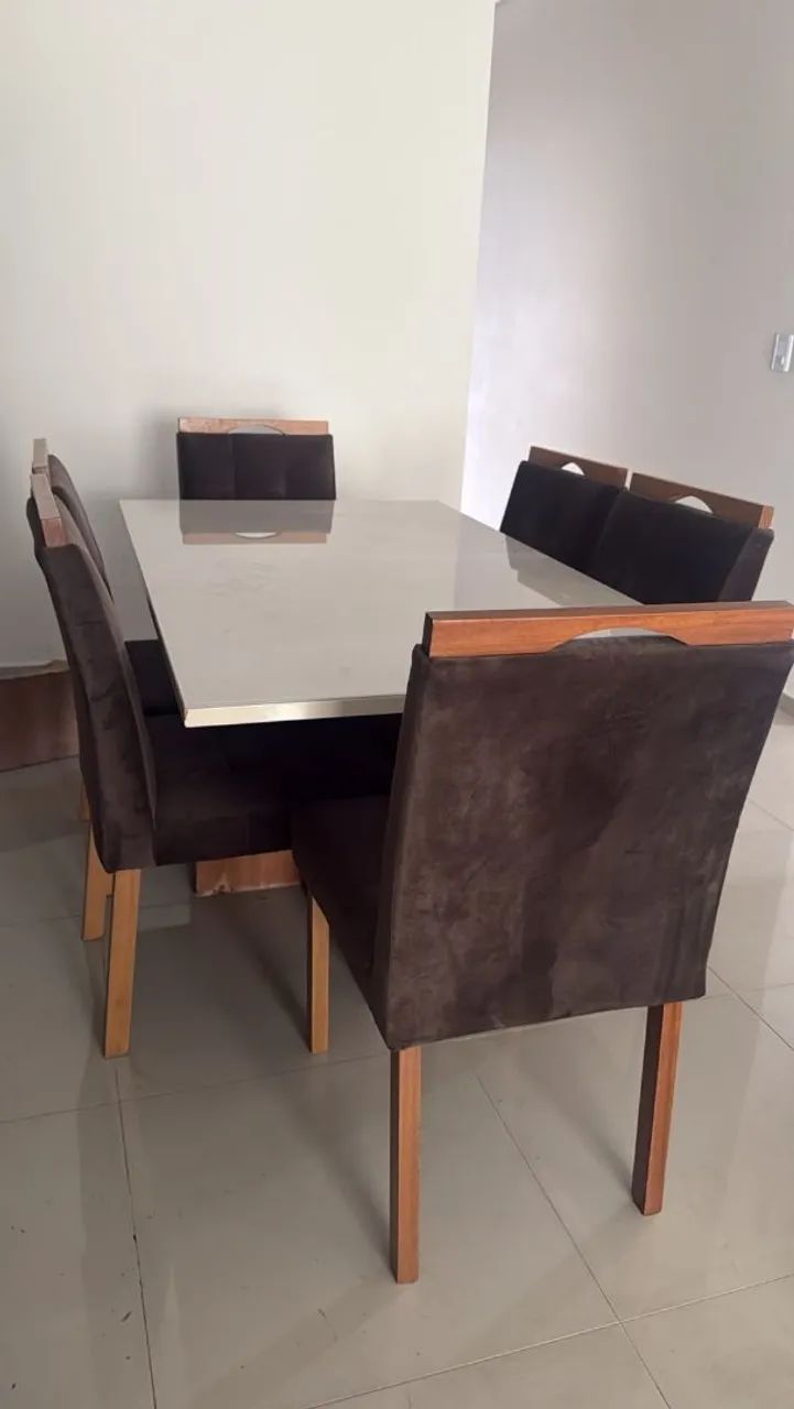 Mesa com cadeiras - Foto 2