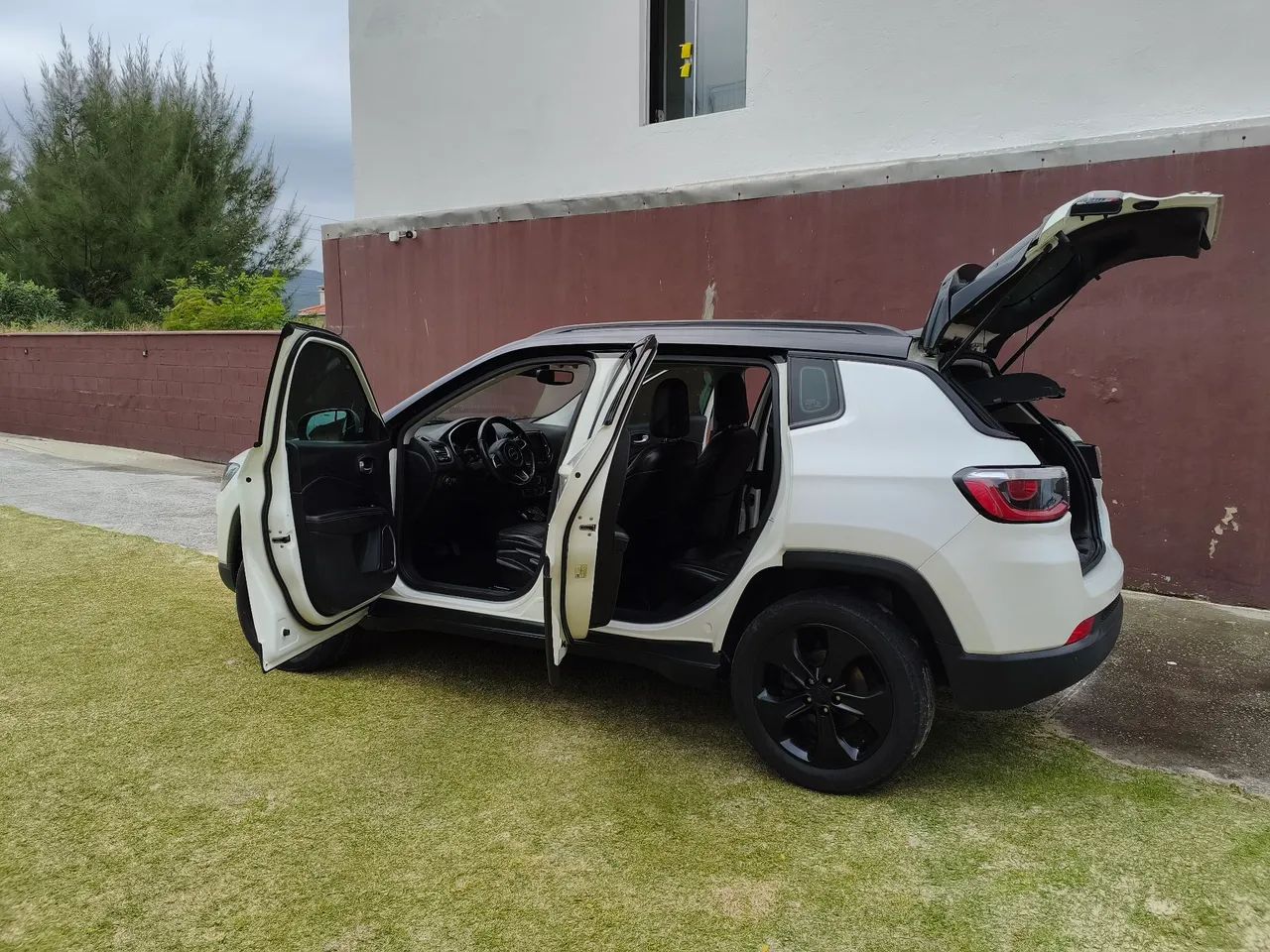 Jeep Compass Night Eagle 2.0 4X4 TB Dies. AUT 2018 - Foto 2
