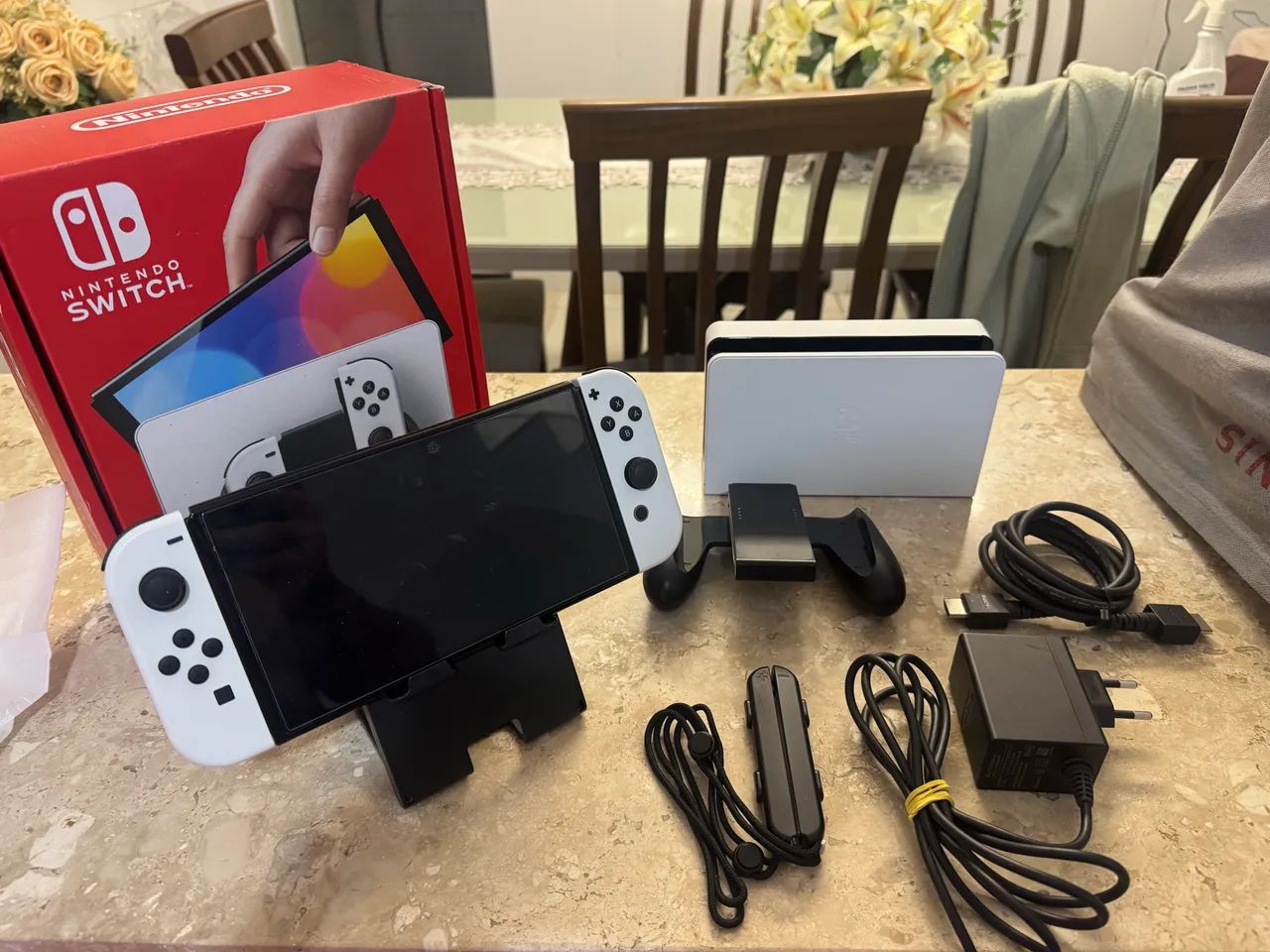 Nintendo switch OLED desbloqueado - USADO