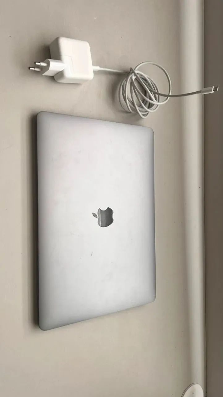 Macbook air 2020