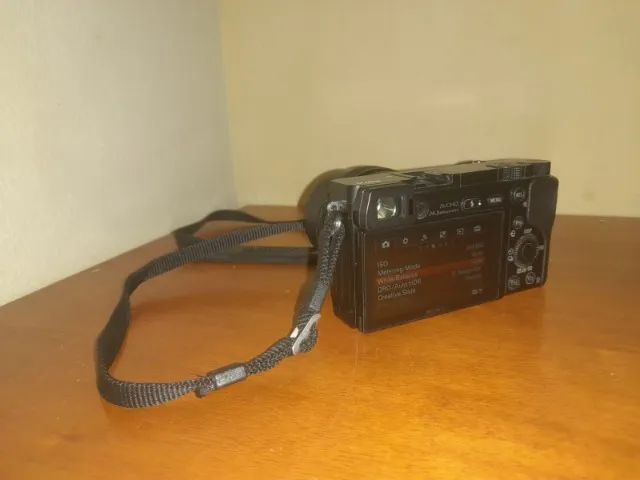 Camera Mirrorless Sony A6000 - Foto 3