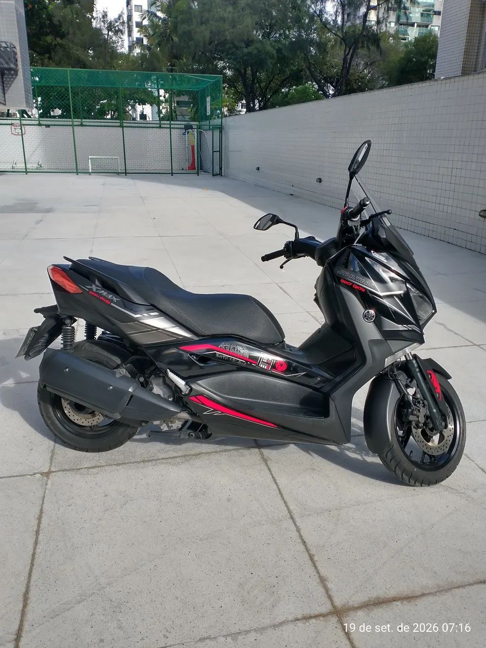 XMax excelente, super conservada, série especial e limitada  - Foto 4