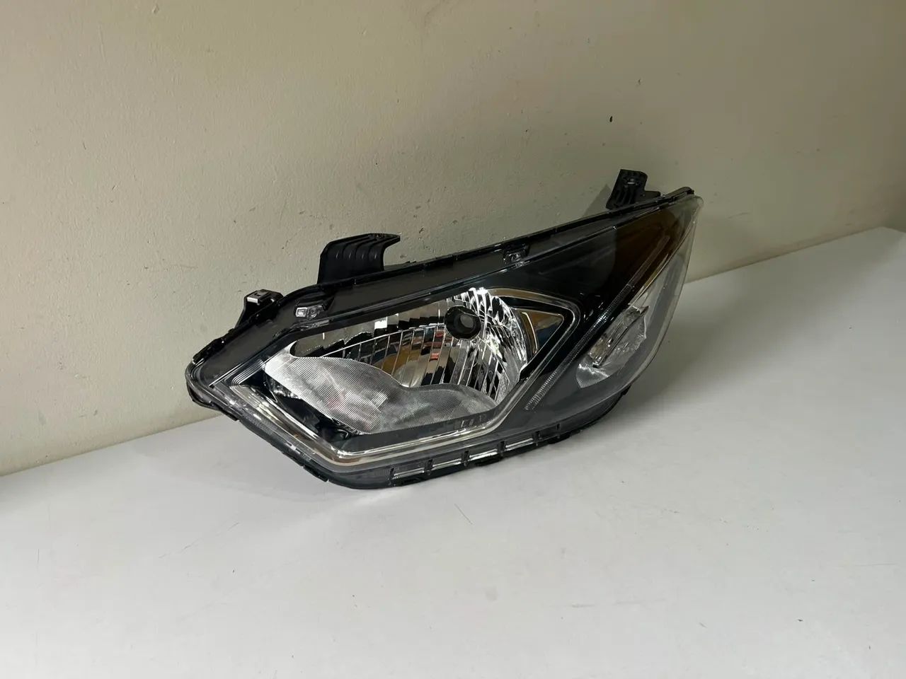 Farol esquerdo Onix / Prisma com led 2016/2017/2018/2019/2020 - Foto 2
