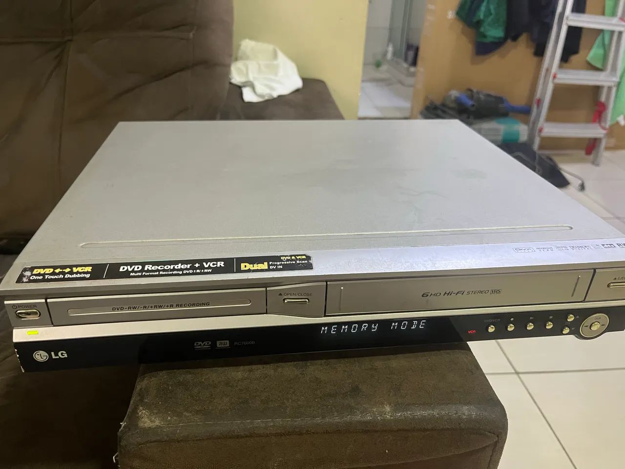 DVD + VCR (RC7000B) com defeito memory mode - Foto 2