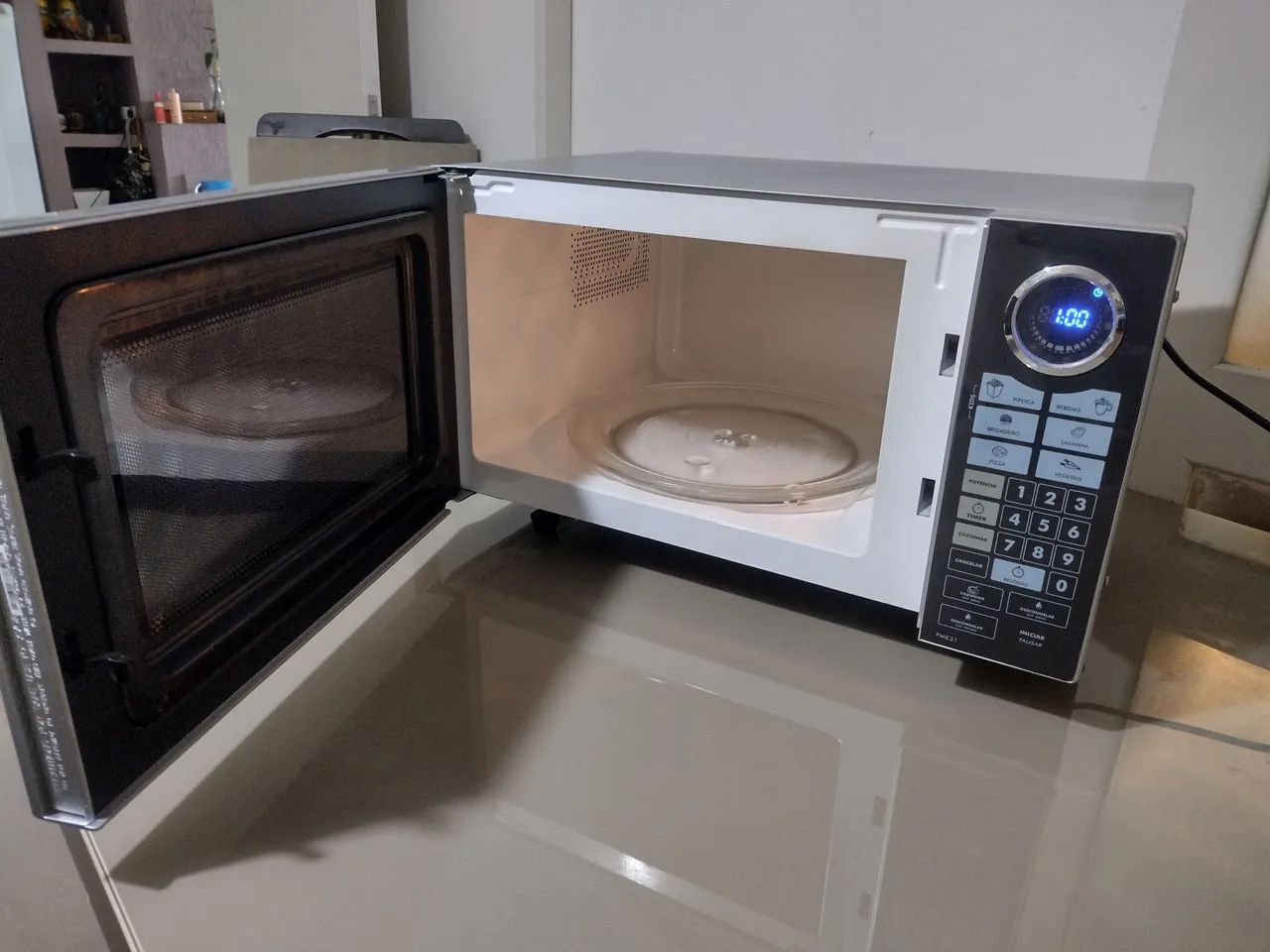 Microondas Philco 30 litros, funcionando perfeitamente  - Foto 4