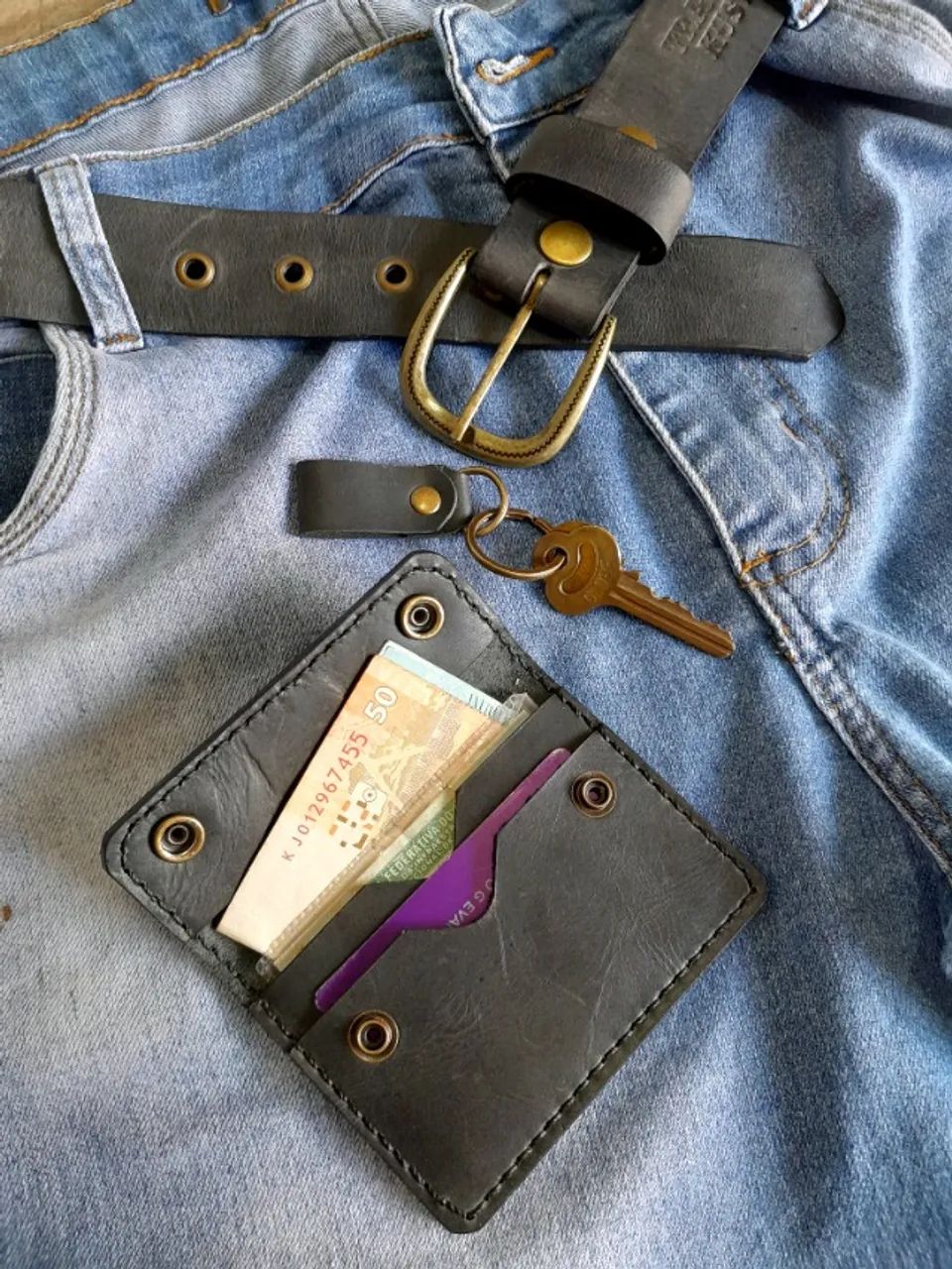 Carteira de couro + chaveiro - Foto 5