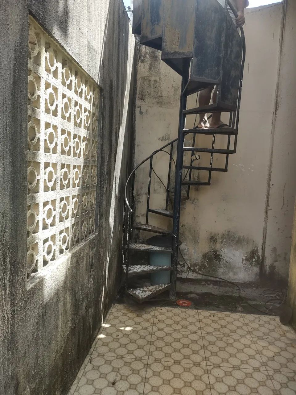 Escada caracol - Foto 2