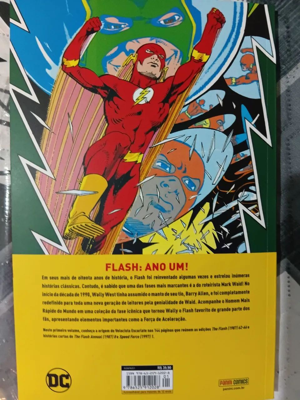 A Saga do Flash 1 - panini - Foto 5