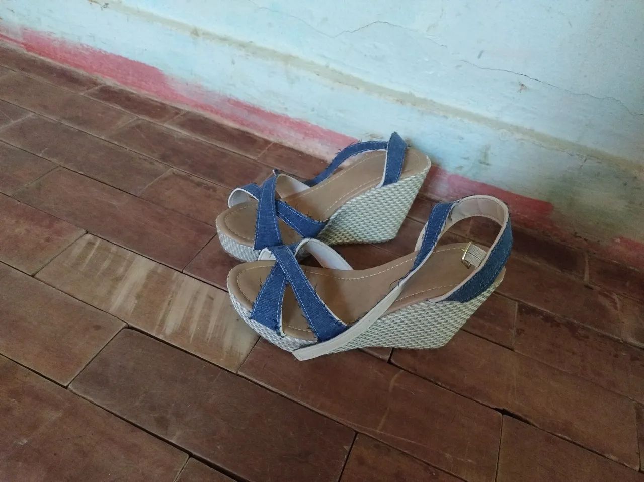 Sandália azul - Foto 2