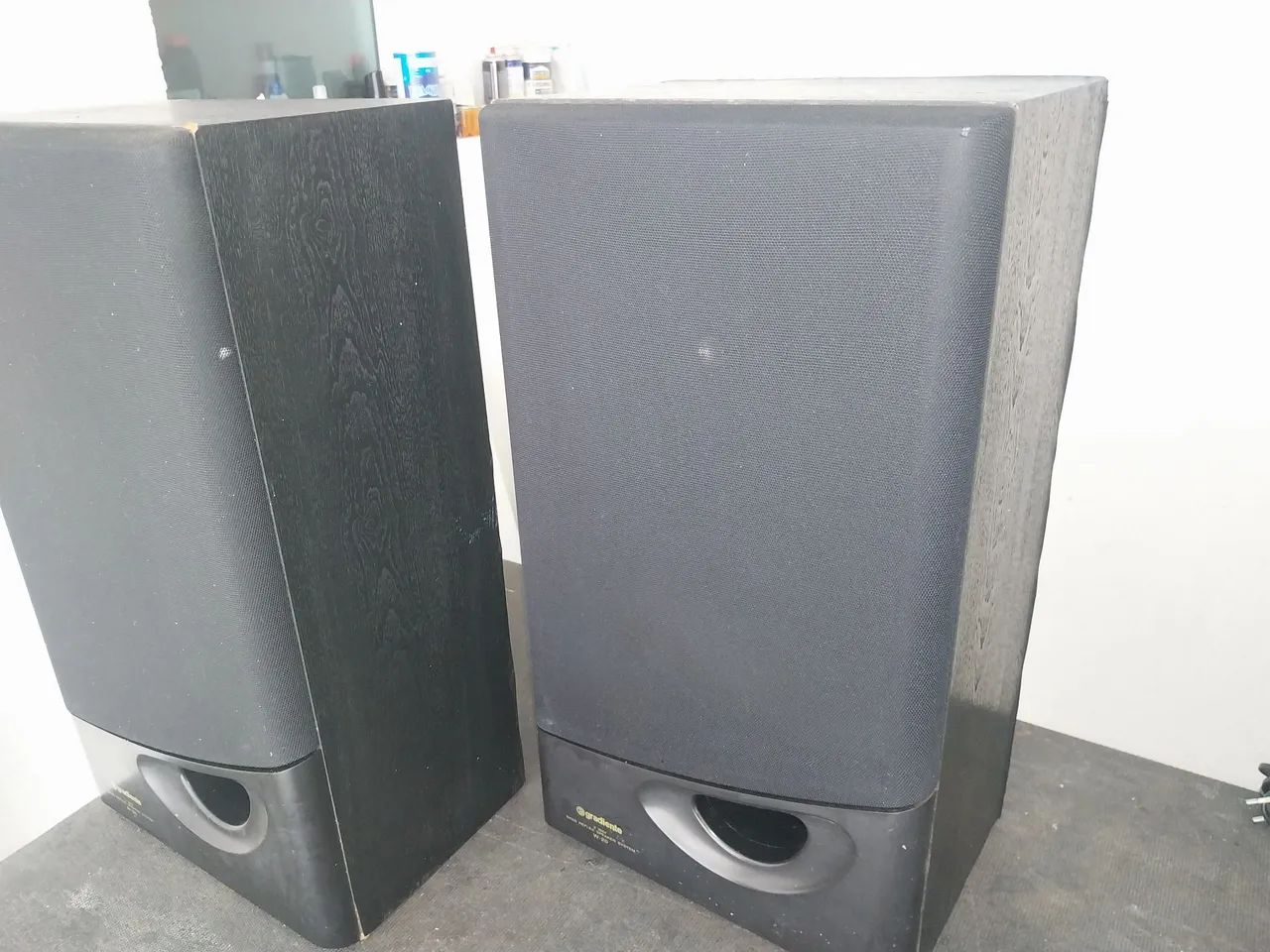 Par de caixas Gradiente modelo W20 falantes de 6 polegadas funcionando. - Foto 2
