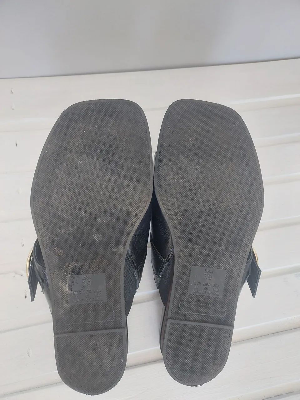 Sandália MORENA ROSA em couro com fivela dourada..número 39 - Foto 5