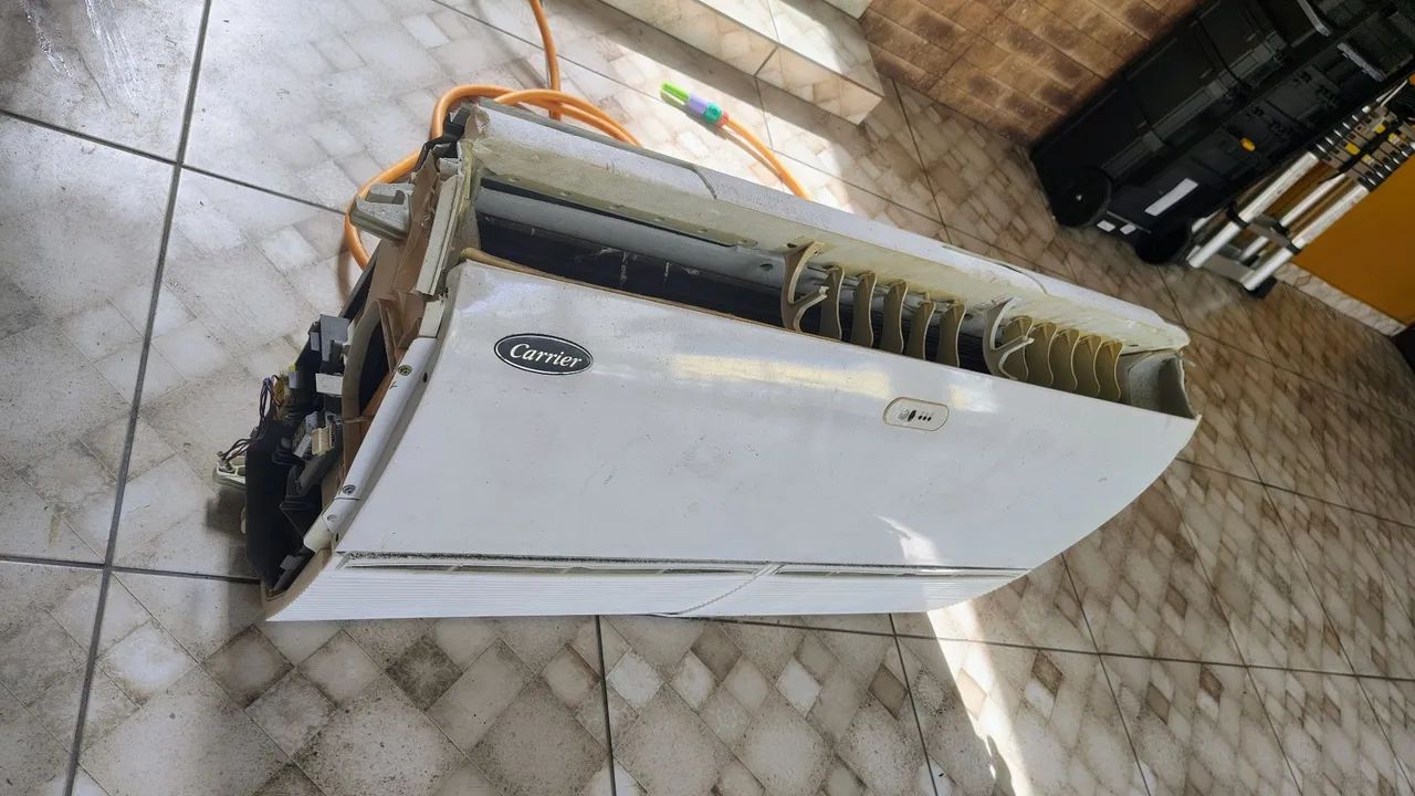 Evaporadora Carrier 30mil BTUs  - Foto 2