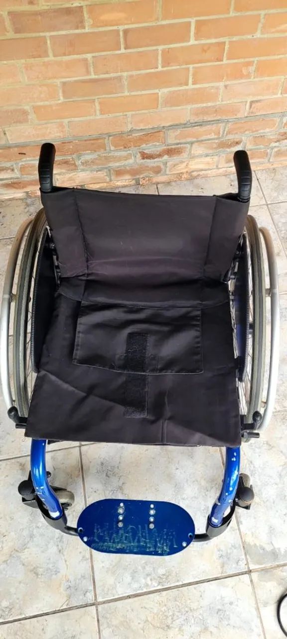 Vendo Cadeira de rodas Ottobock ventus  - Foto 4