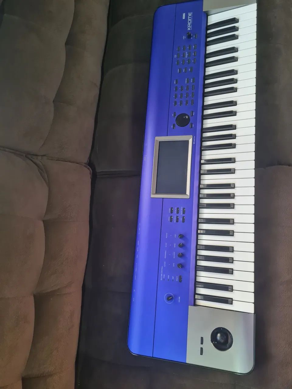 Teclado Korg Krome - Foto 2