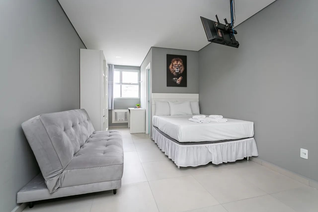 Studio mobiliado no Centro de Florianópolis.